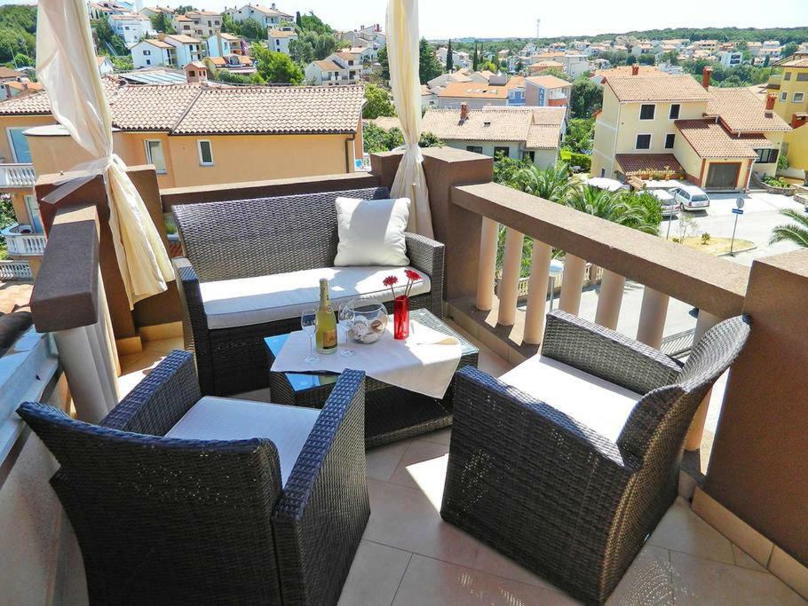 Apartment Leona Pula Extérieur photo